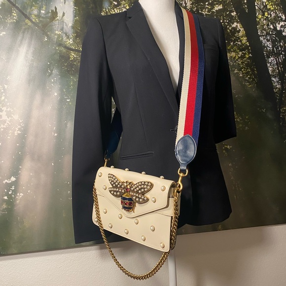 GUCCI Queen Margaret Broadway Bee Pearl Studs Bag COA - Picture 4 of 17